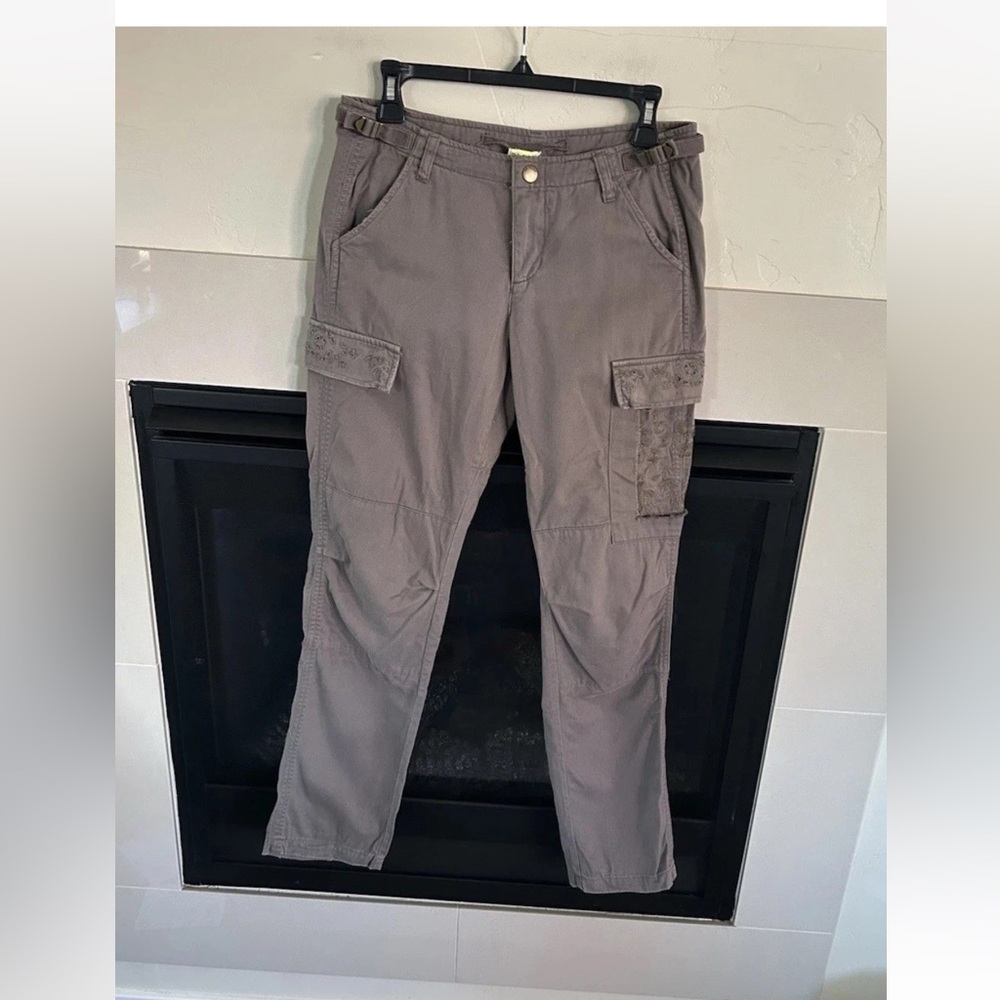 VTG Y2K Da-Nang Surplus Indo-China Cargo Pants Women’s Small Gray Embroidered